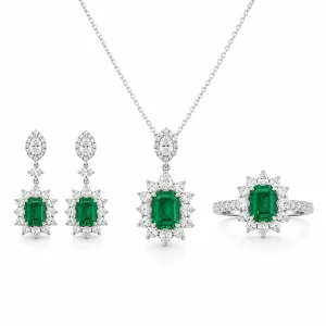 Royal Emerald Diamond Pendant Set